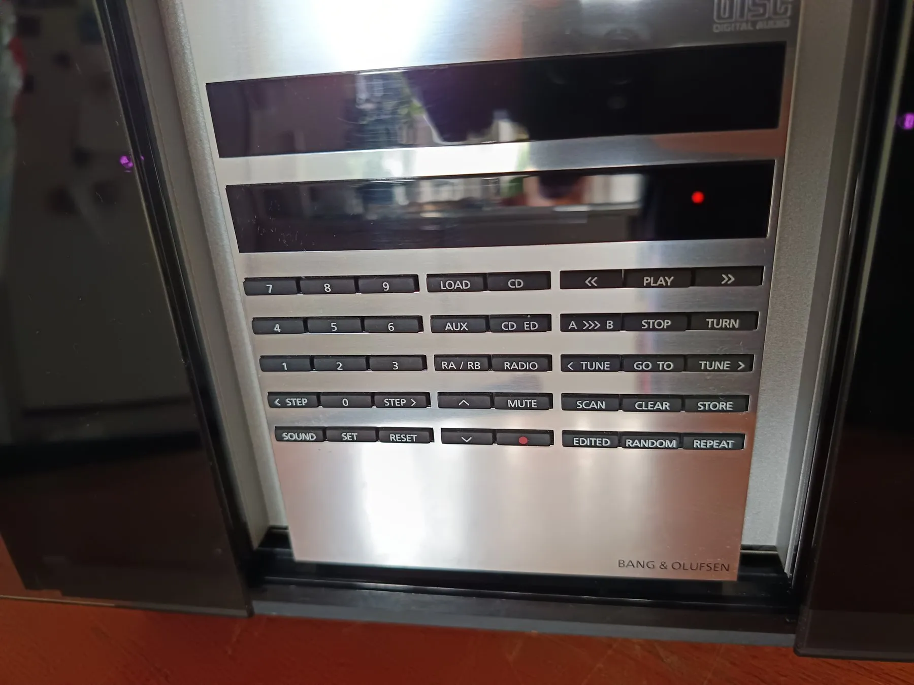 Bang & Olufsen