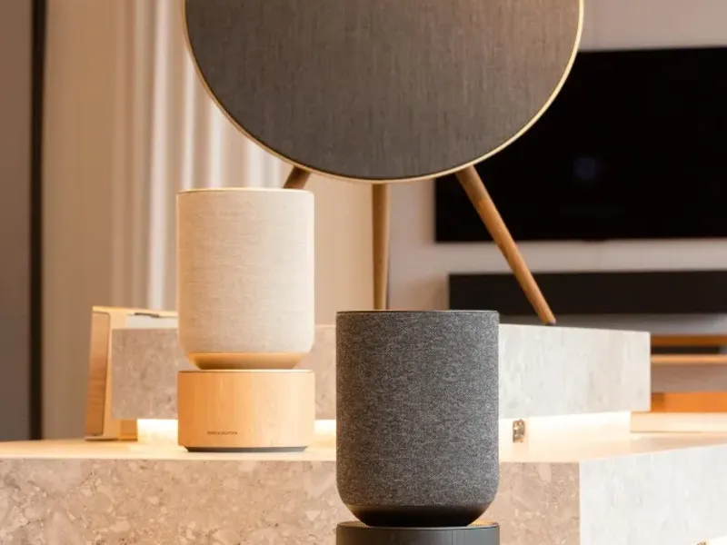 Bang & Olufsen auction