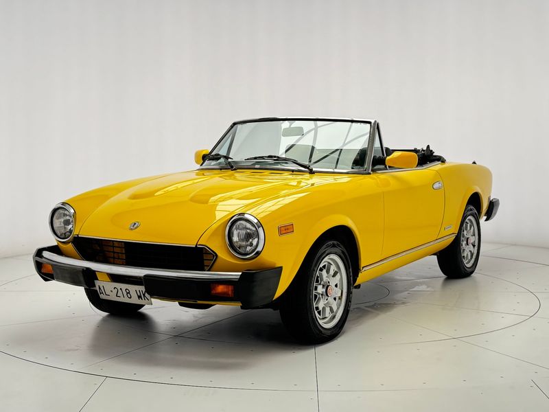 Fiat - 124 Spider America - NO RESERVE - 1983